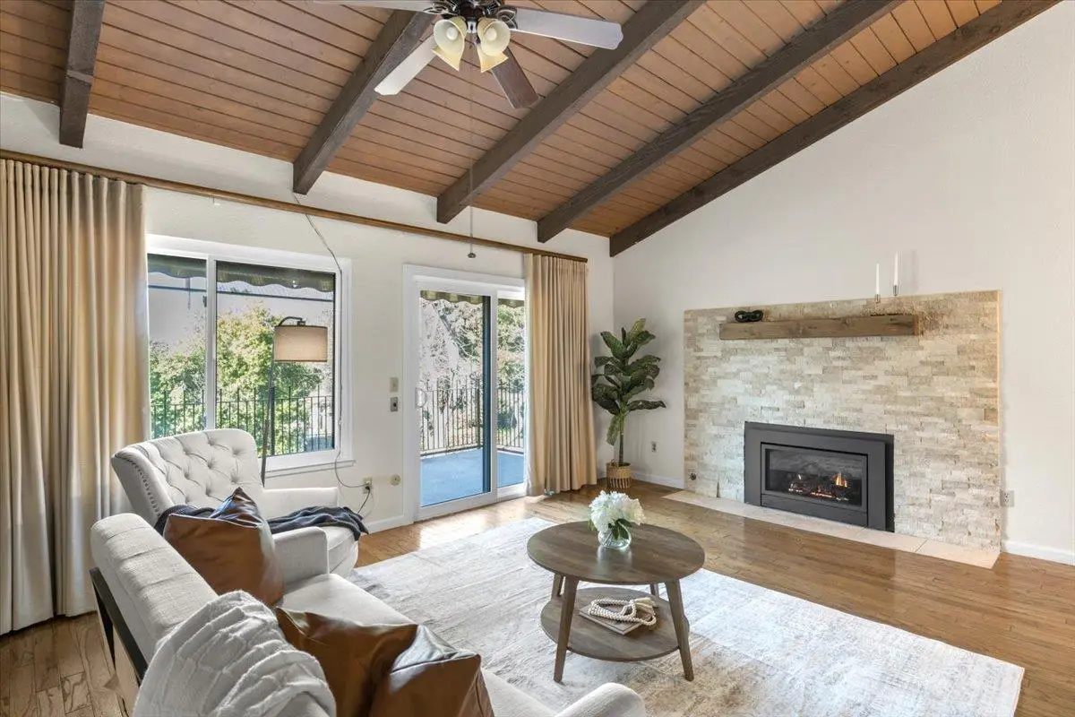 228 Foresthill Ave #B, Auburn, CA 95603 - #1