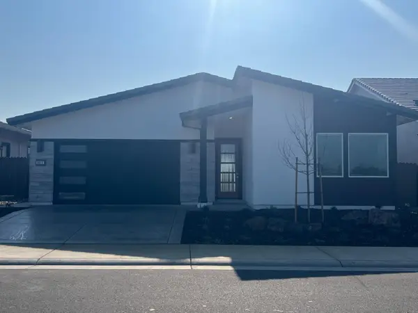 9013 Elliott Springs Drive, Elk Grove, CA 95624