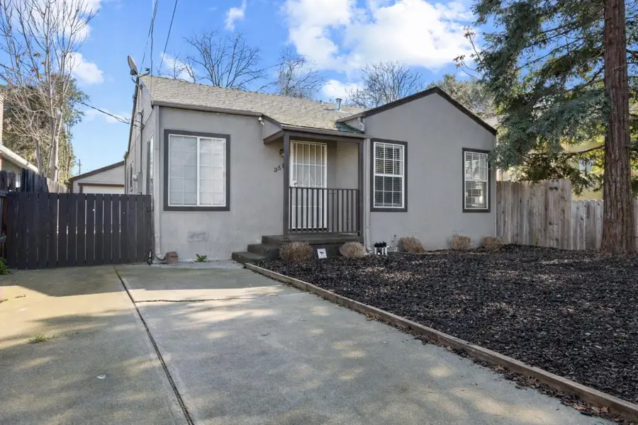 3517 38th Street, Sacramento, CA 95817 - #2