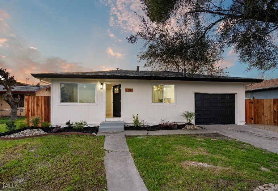 2343 S Sacramento Street, Stockton, CA 95206 - #3