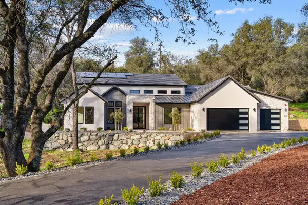 7569 Old Pear Hill Lane, Penryn, CA 95663