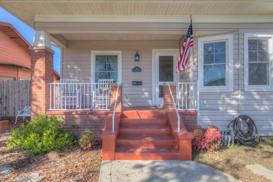 332 Pleasant Street, Roseville, CA 95678 - #3