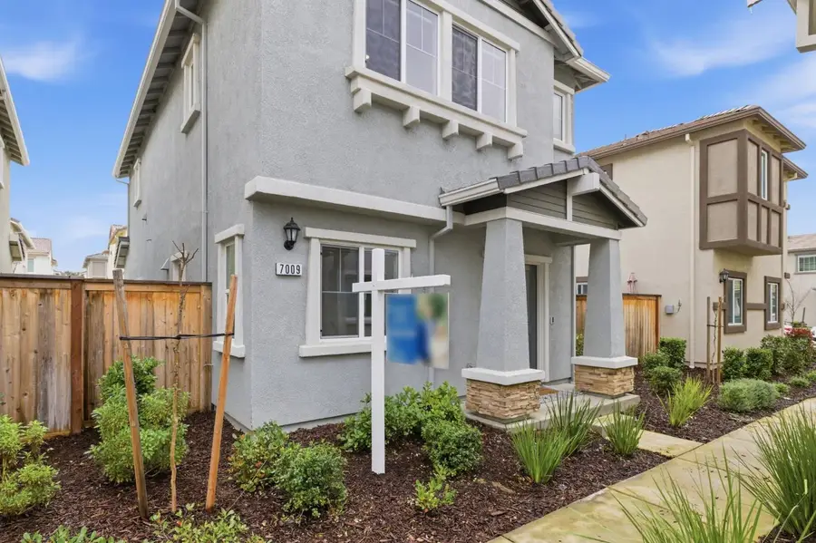7009 Santa Venetia Place, Roseville, CA 95747 - #2