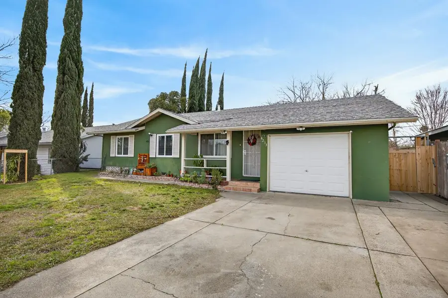 4233 Alan Drive, North Highlands, CA 95660 - #2