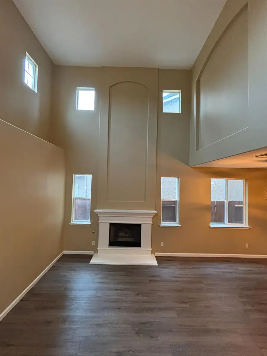 1602 E Dorothy Lane, Yuba City, CA 95993 - #3