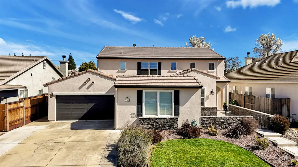 9700 Glacier Creek Way, Elk Grove, CA 95624 - #1