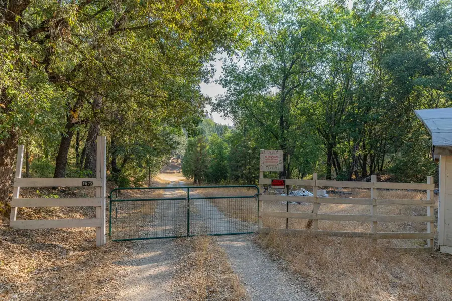 1620 Wells Fargo Station Road, Mokelumne Hill, CA 95245 - #2