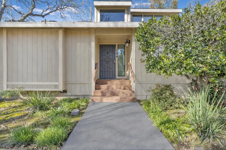 104 Winding Canyon Lane, Folsom, CA 95630 - #3