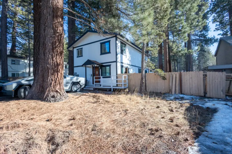 1020 Glenwood Way, South Lake Tahoe, CA 96150 - #2