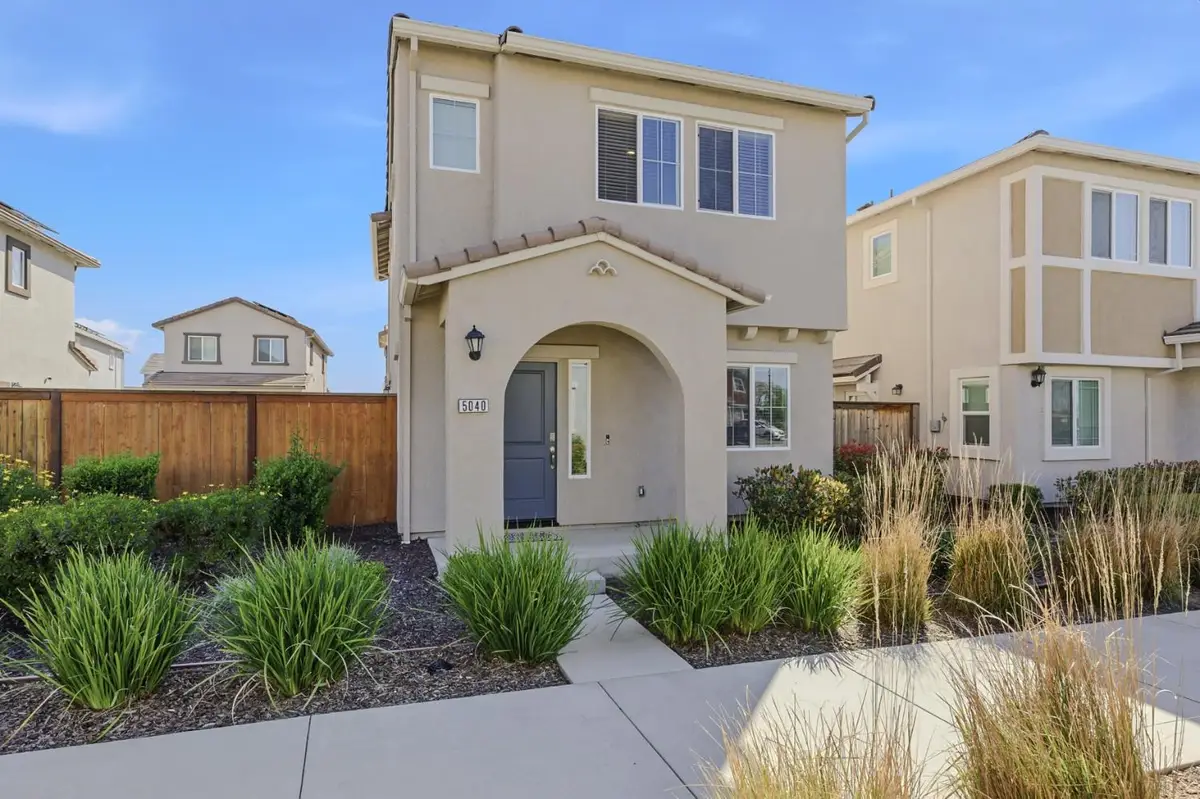 5040 Cumberland Drive, Roseville, CA 95747 - #1