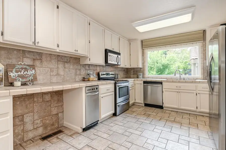 340 Crestridge Lane, Folsom, CA 95630 - #2