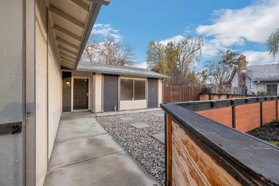 5 Nunes Court, Sacramento, CA 95823 - #2