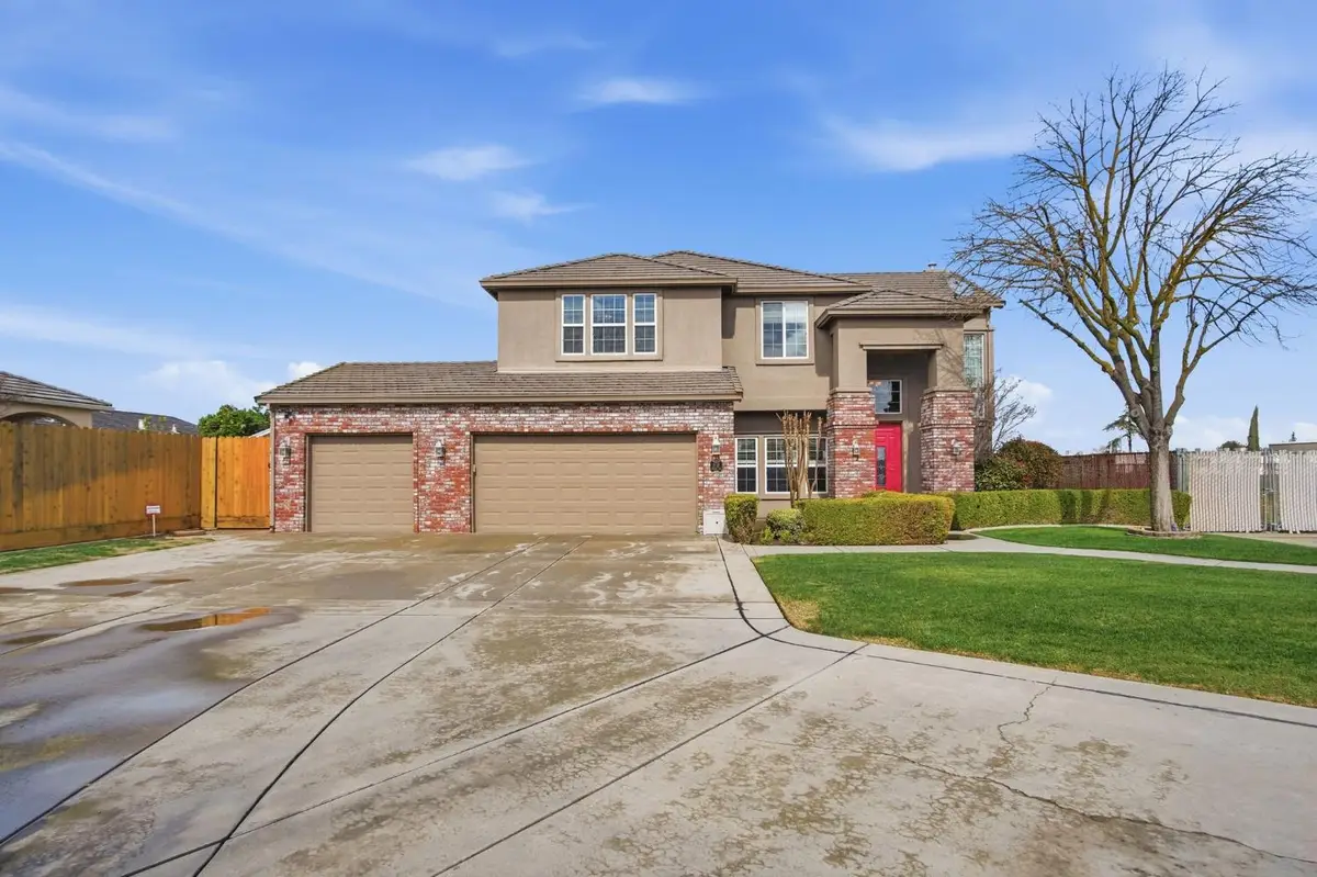 2117 Vincent Avenue, Hughson, CA 95326 - #1