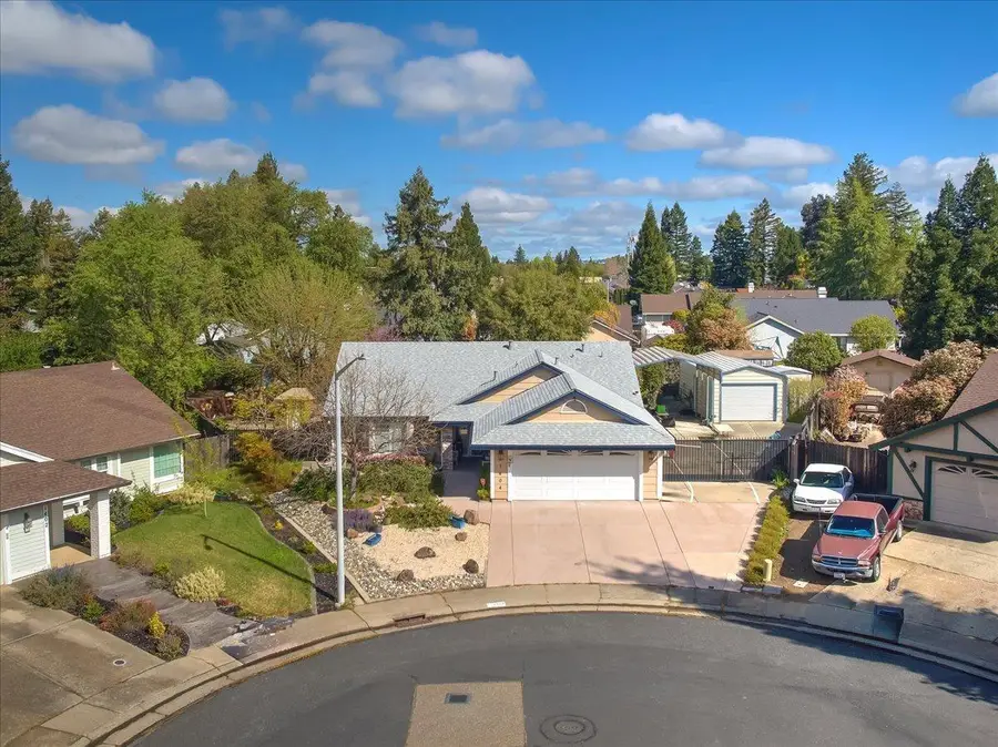 1404 Sussex Court, Roseville, CA 95661 - #2