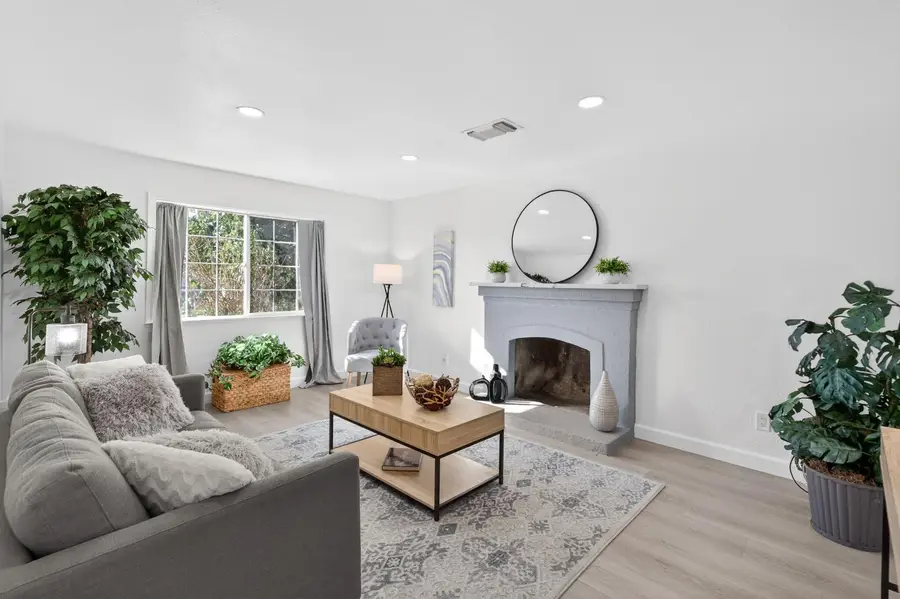 7821 Scottsdale Drive, Sacramento, CA 95828 - #2