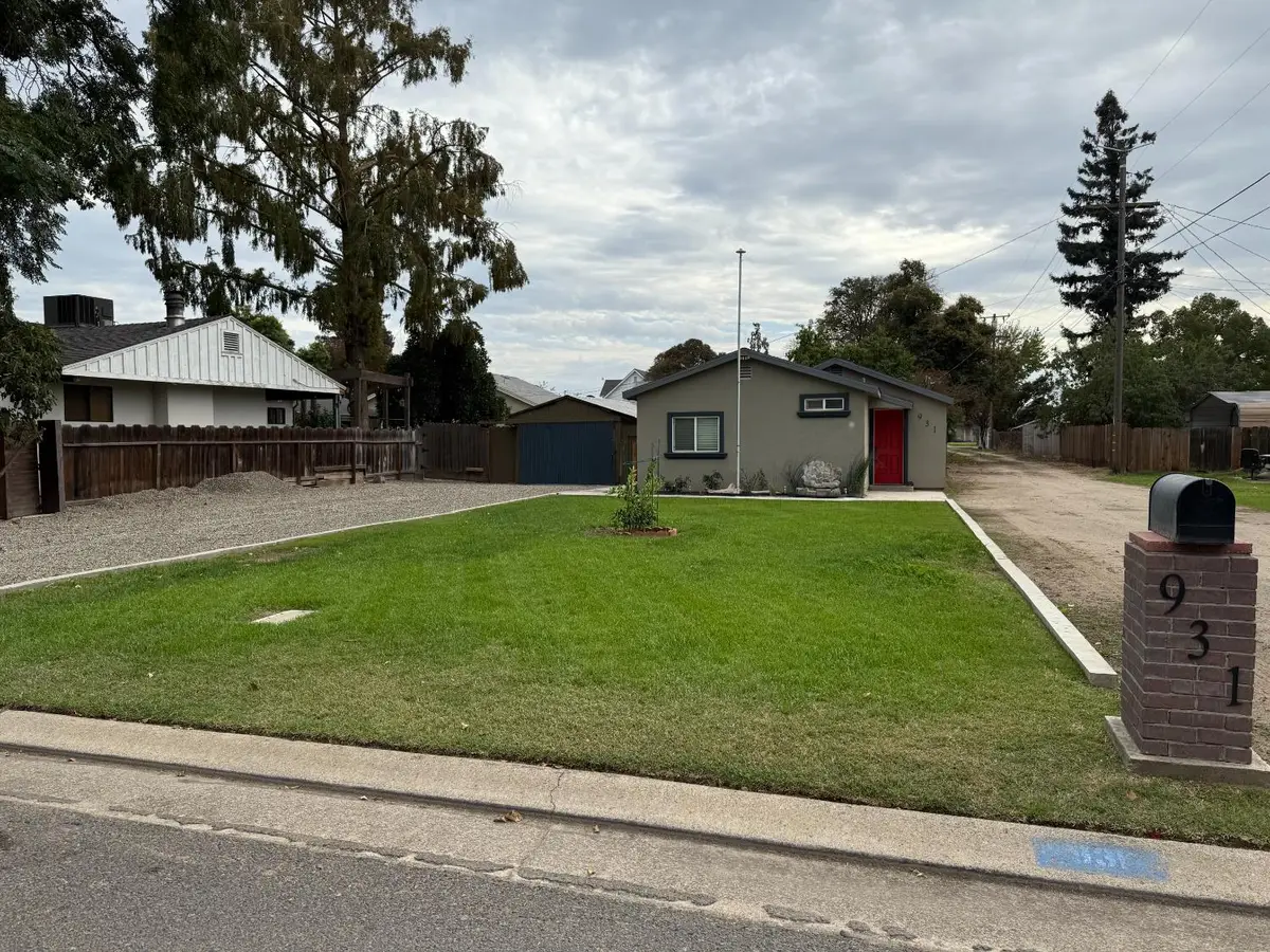931 Park Avenue, Escalon, CA 95320 - #1
