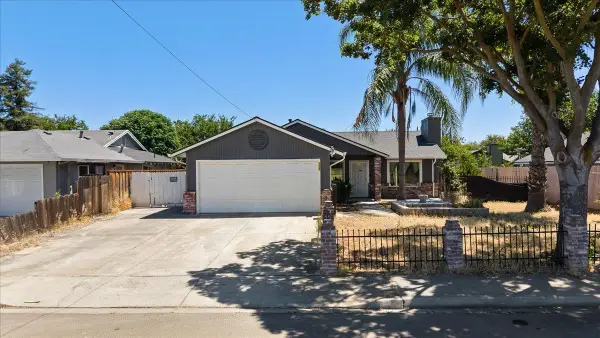 205 Weber Avenue, Patterson, CA 95363
