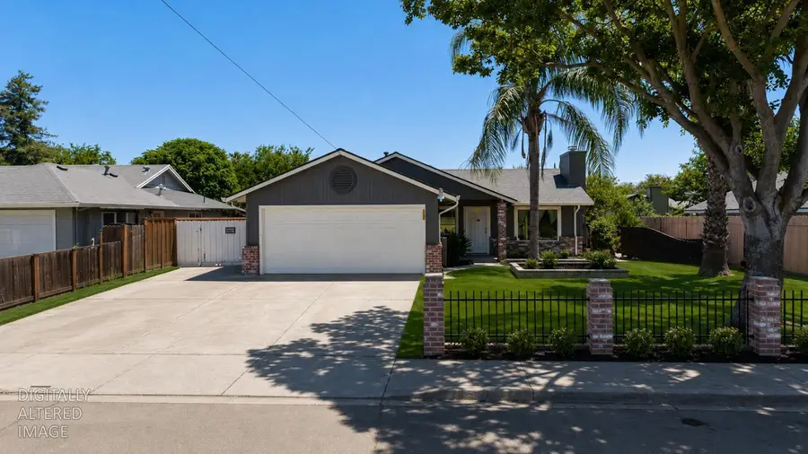 205 Weber Avenue, Patterson, CA 95363 - #2