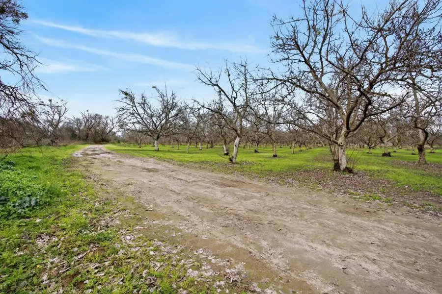 304 Silva Avenue, Marysville, CA 95901 - #3