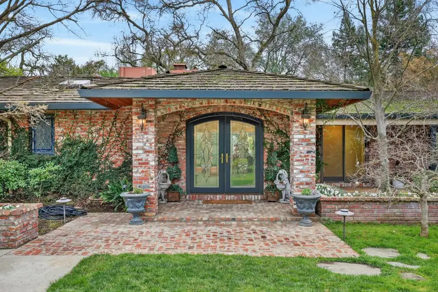 3631 Winding Creek Road, Sacramento, CA 95864 - #2