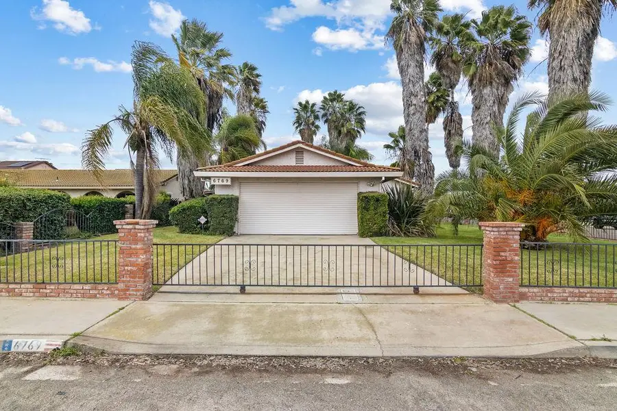 6769 Chestnut Lane, Winton, CA 95388 - #2