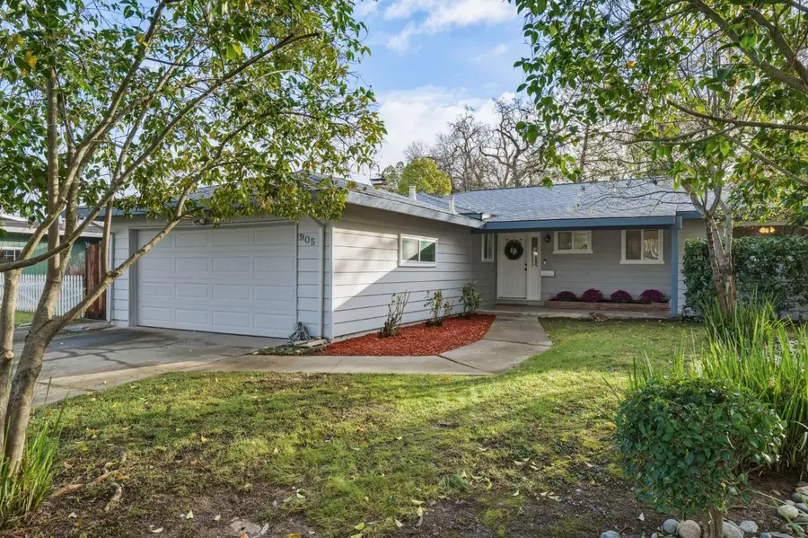 905 Oak Ridge Drive, Roseville, CA 95661 - #2