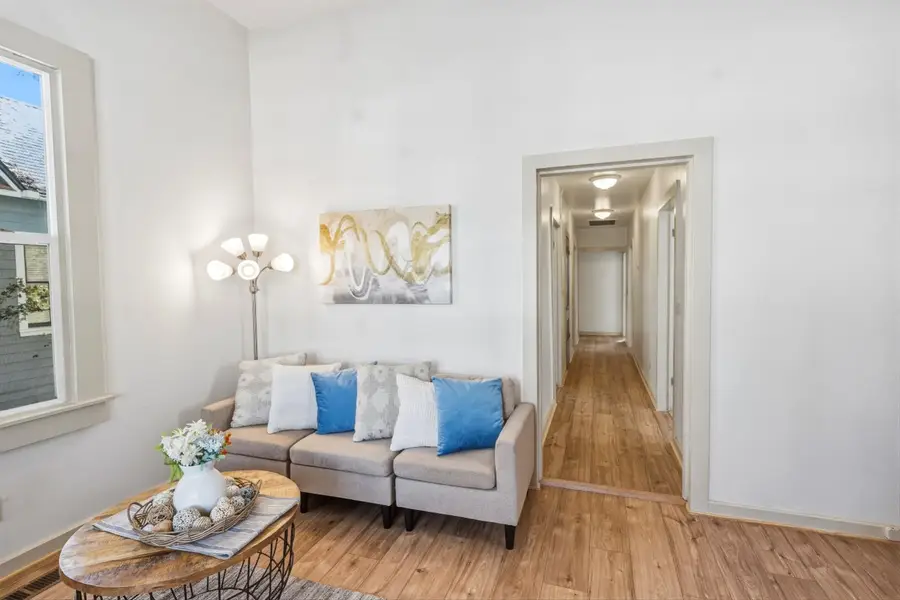 411 Colfax Avenue, Grass Valley, CA 95945 - #2