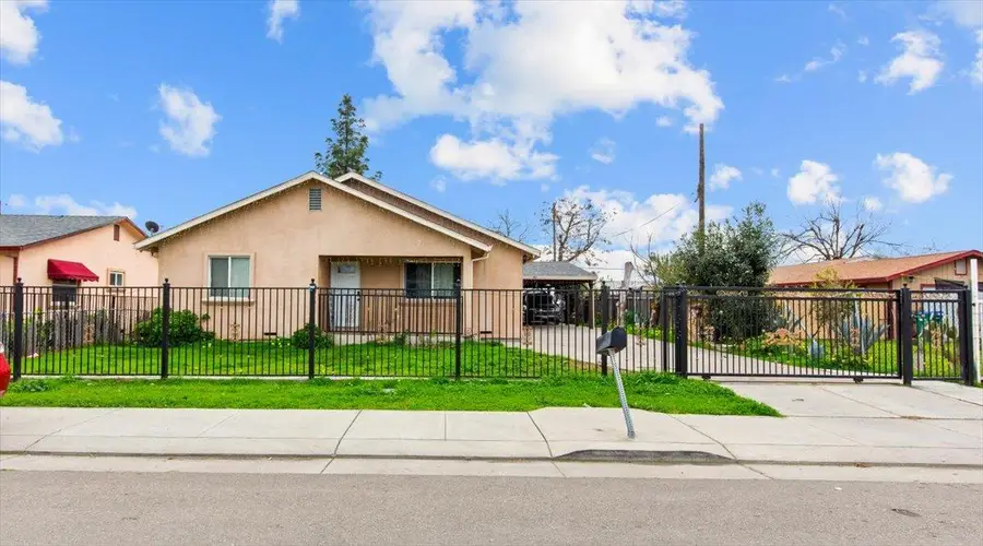 2032 E 9th Street, Stockton, CA 95206 - #2
