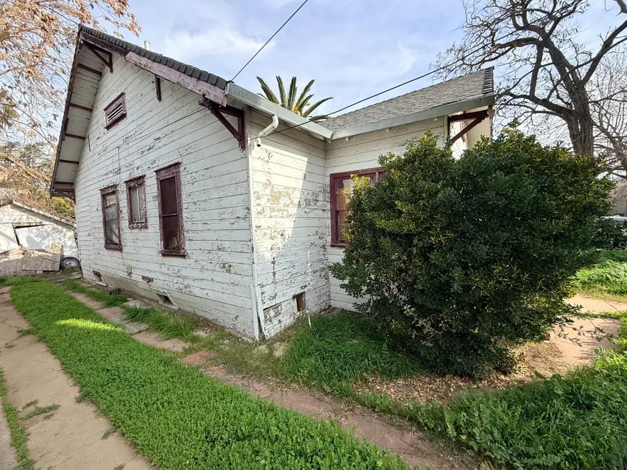 733 W Magnolia Street, Stockton, CA 95203 - #3