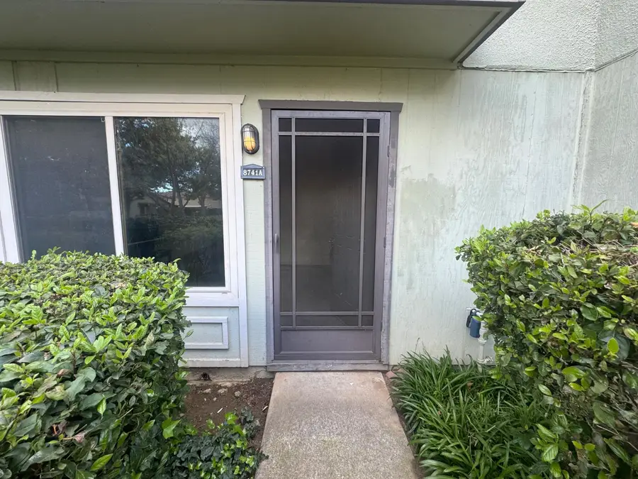 8741 Woodman Way #A, Sacramento, CA 95826 - #3