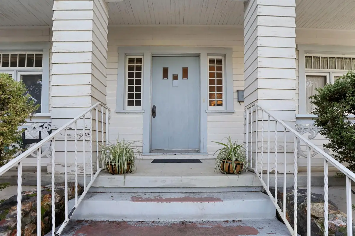 850 N Baker Street, Stockton, CA 95203 - #1