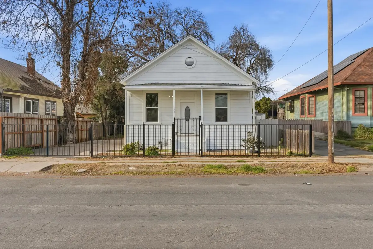 29 S Sierra Nevada Street, Stockton, CA 95205 - #1