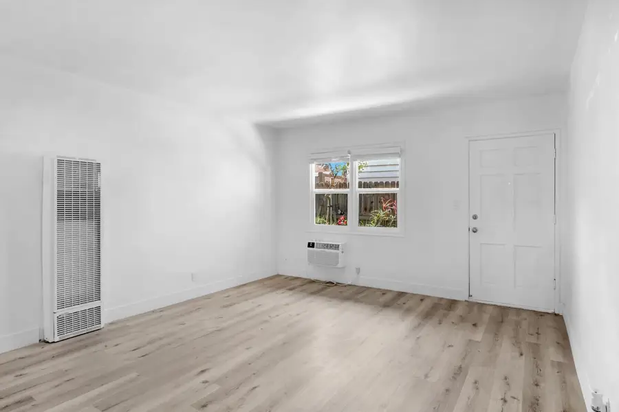 2401 24th Street, Sacramento, CA 95818 - #3