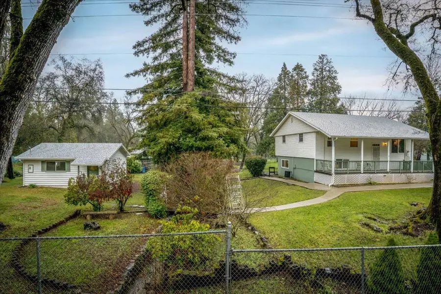 18706 Easy Street, Penn Valley, CA 95946 - #2