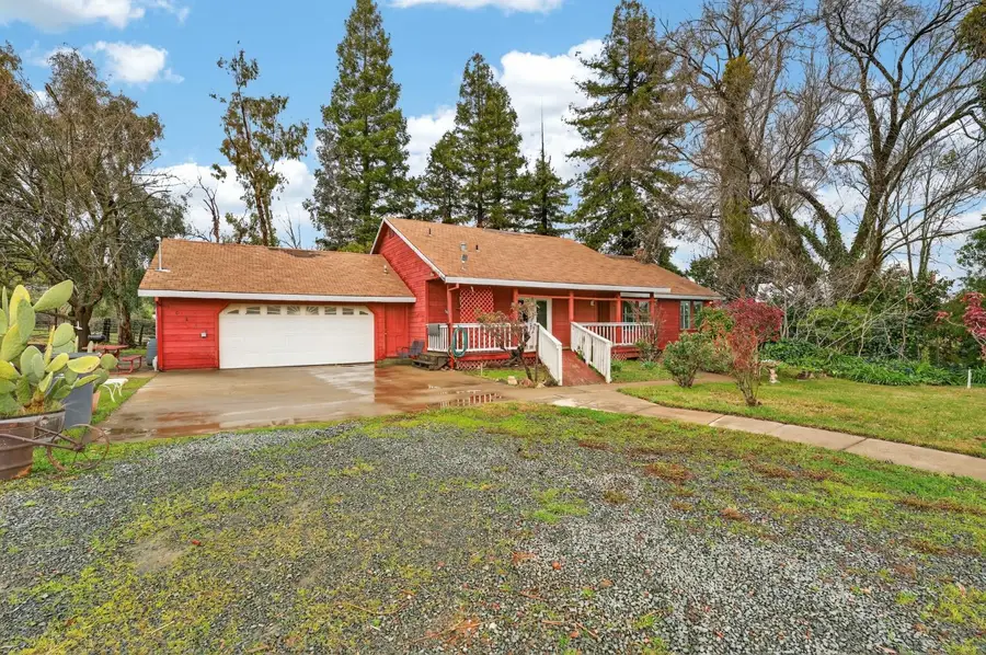 10562 Spring Valley Rd., Marysville, CA 95901 - #2