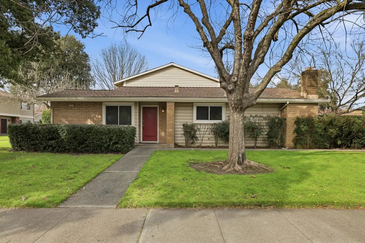 8187 La Riviera Drive, Sacramento, CA 95826 - #1