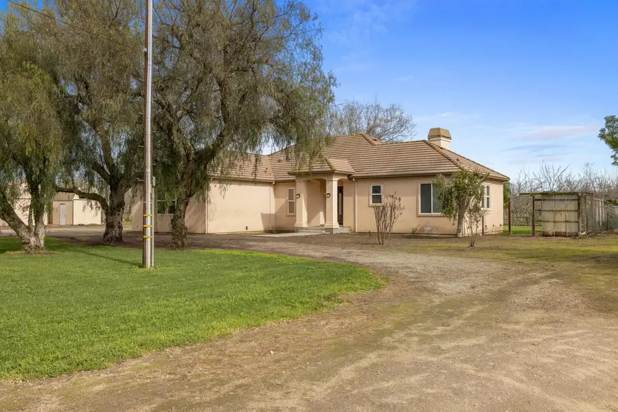 2306 Young Road, Modesto, CA 95358 - #2