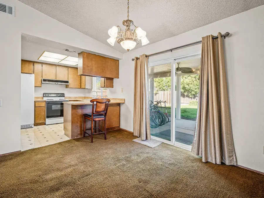 1444 Klamath River Drive, Rancho Cordova, CA 95670 - #2