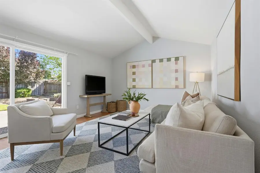 3324 Huntsman Drive, Sacramento, CA 95826 - #2