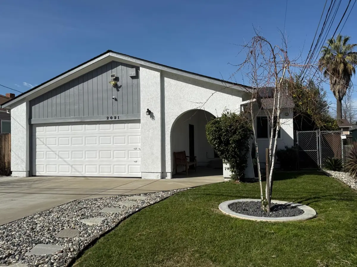 2021 W Acacia Street, Stockton, CA 95203 - #1
