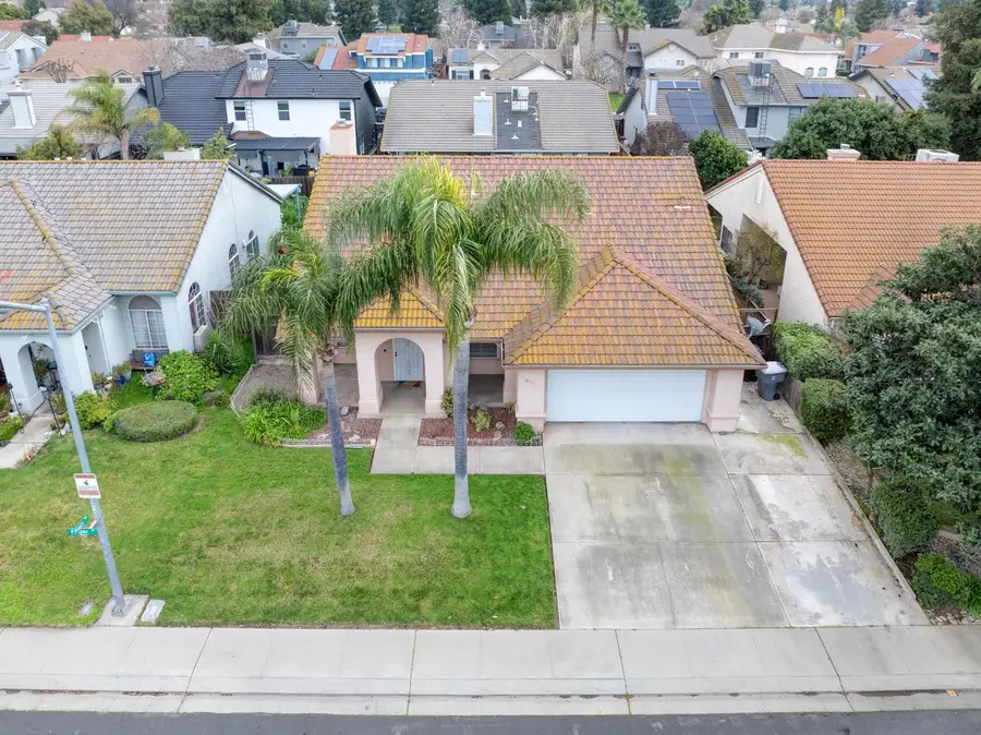 6054 Kasper Drive, Riverbank, CA 95367 - #2