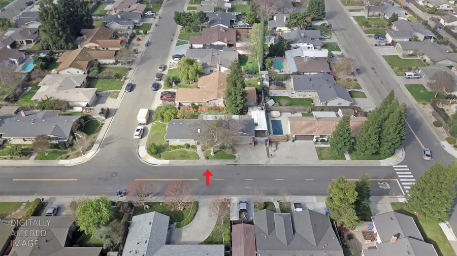 425 Corello Street, Turlock, CA 95380 - #2