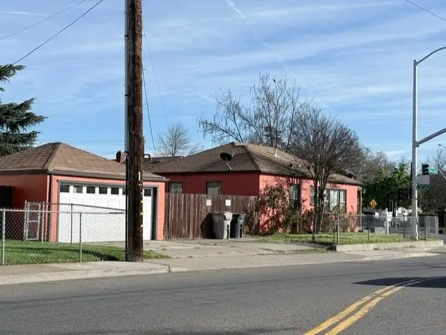 3839 Martin Luther King Jr Boulevard #B, Sacramento, CA 95820 - #1