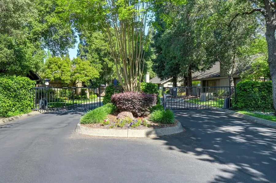 1971 Discovery Village Lane, Gold River, CA 95670 - #2