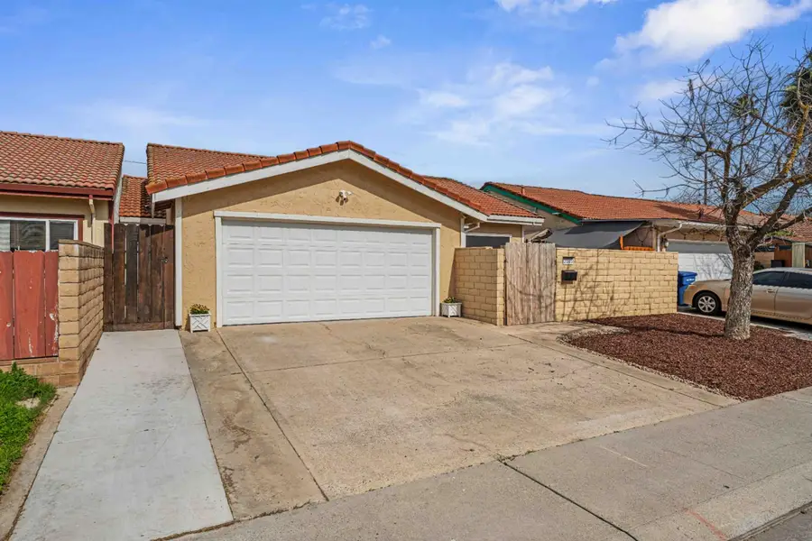 2165 Sharon Way, Modesto, CA 95350 - #2