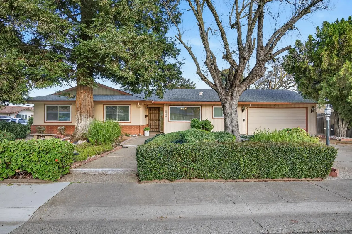 9723 Parktree Way, Elk Grove, CA 95624 - #1