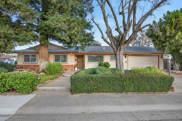 9723 Parktree Way, Elk Grove, CA 95624
