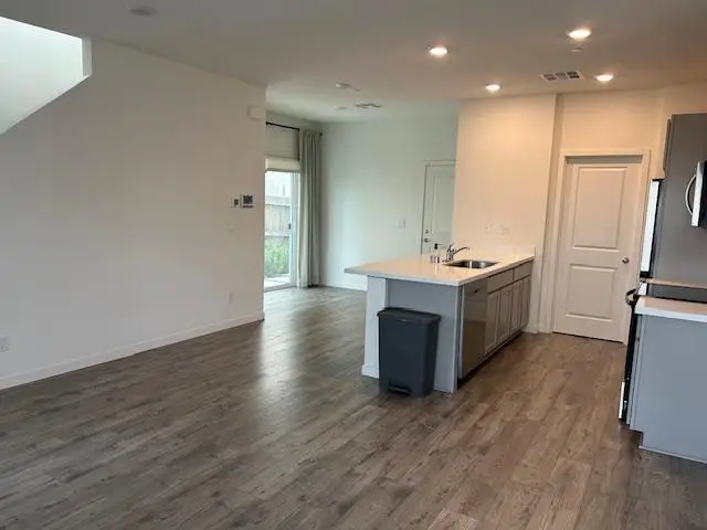 5736 5736 Molino Circle Roseville, Roseville, CA 95747 - #3