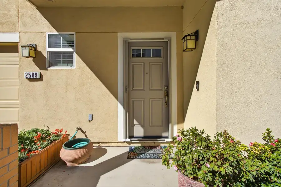 2509 I Street, Sacramento, CA 95816 - #3