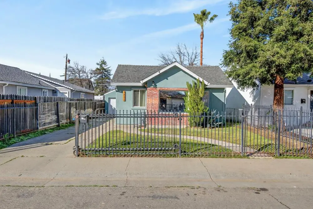 3433 22nd Ave, Sacramento, CA 95820 - #1